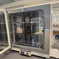 Fisherbrand Basic 100L Gravity Incubator image 2